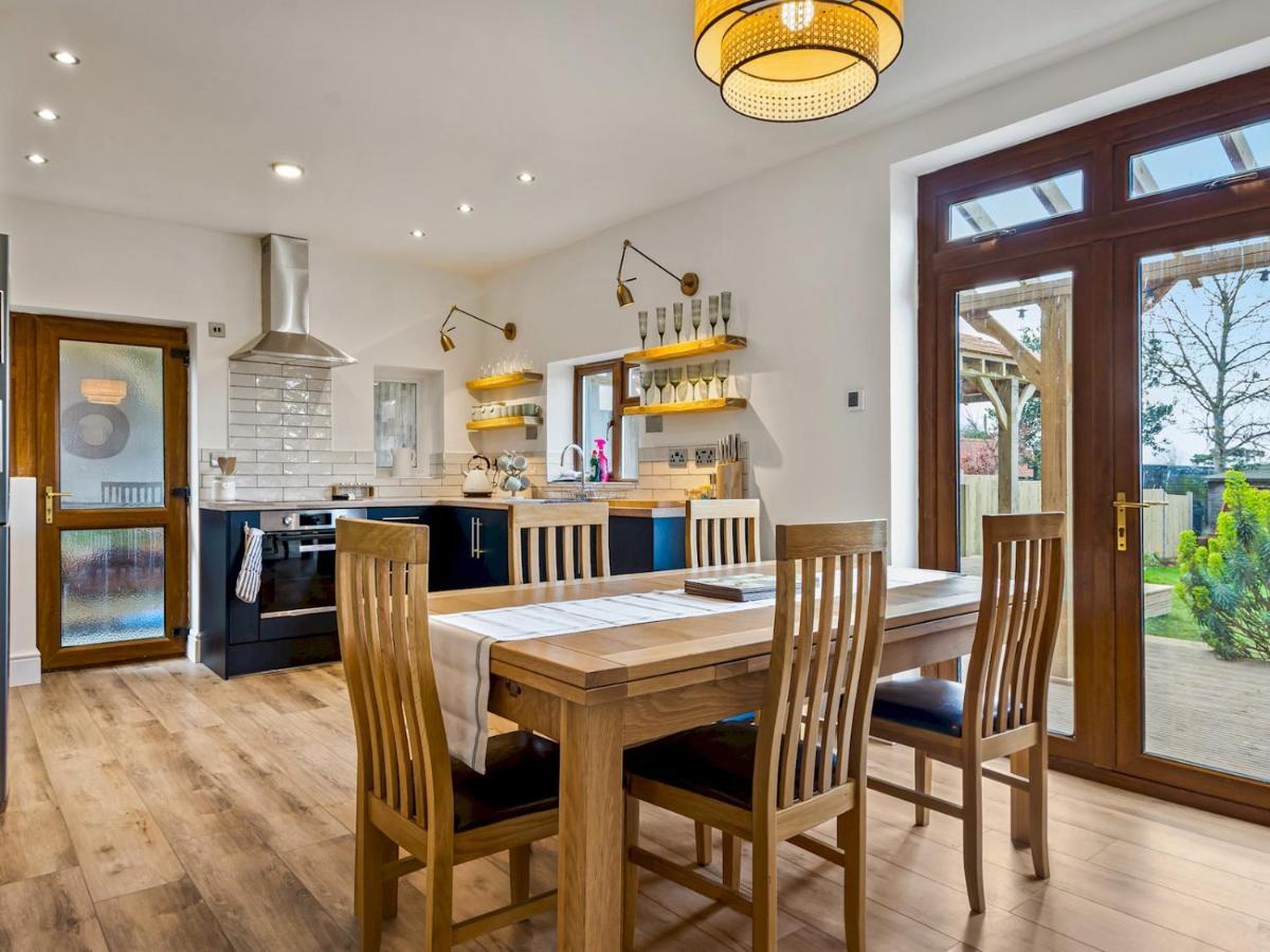 Pass The Keys Appletree Cottage - A Chic Seaside Home And Garden Whitstable Kültér fotó