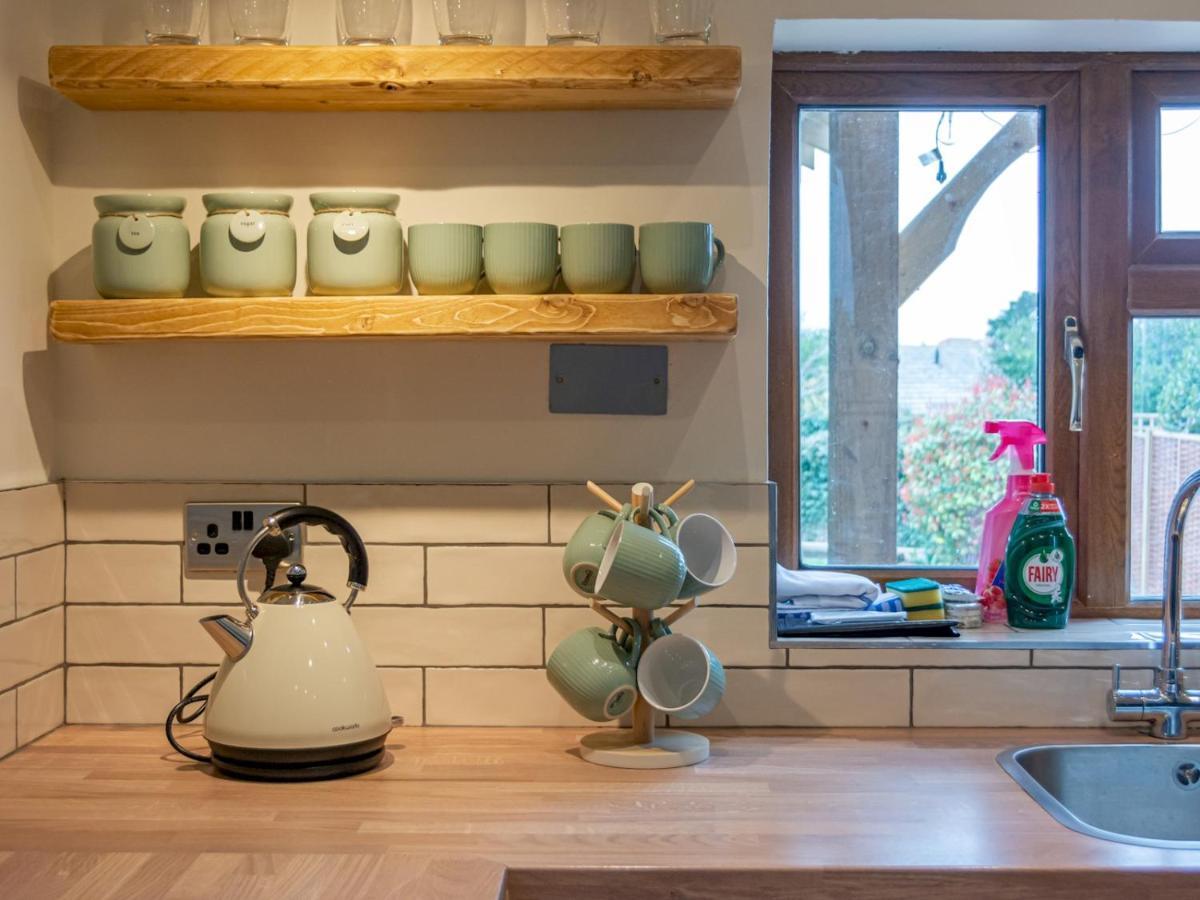 Pass The Keys Appletree Cottage - A Chic Seaside Home And Garden Whitstable Kültér fotó